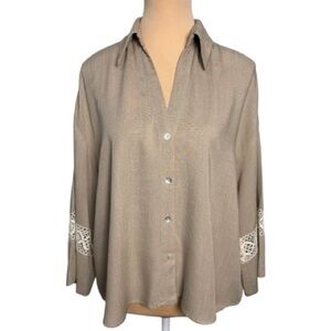 Zara Boho Chic Drop-Shoulder Beige Blouse with Delicate Lace Cuffs - Size Small